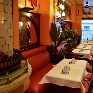 3* Hotel Matignon
