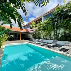 007 Surfhouse Bali Hotel Ungasan (Bali)